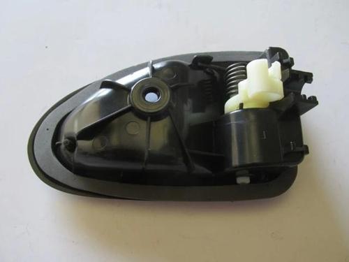 1999-2002 Renault Megane Ön Kapı İç Açma Kolu Sol Siyah Oem No: 8200028994