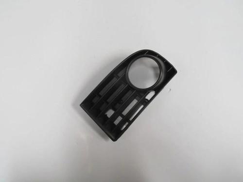 Volkswagen Golf- 5- 04/09; Sis Lamba Kapağı Sol Siyah (Sis Delikli) (Pütürlü Tip) (Tw) (Oem No: 1K08