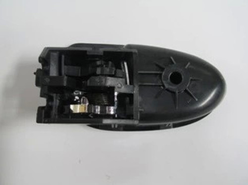 Toyota Yarıs- 06/11; Ön/Arka Kapı İç Açma Kolu Sağ Siyah (Elceği Nikelajlı) (Hushan) (Oem No: 69205-
