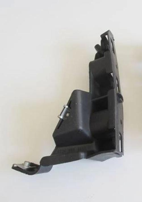 Renault Symbol- Thalıa- Sd- 09/12; Ön Tampon Braketi Sağ (Oem No: 8200699911)