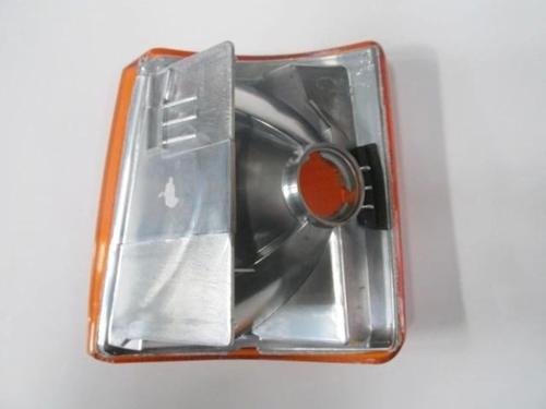 1996-2001 Volkswagen Transporter T4 Ön Sinyal Sağ Sarı (Famella) (Adet) (Oem No:701953050)