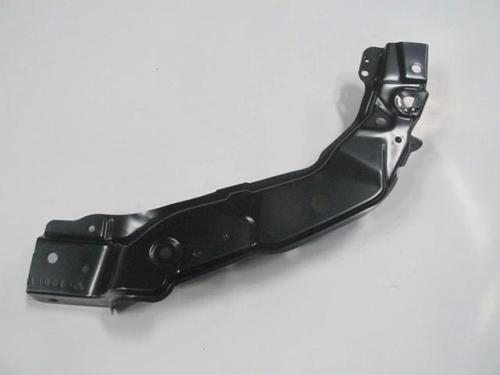 Suzukı Grand Vıtara- 06/12; Ön Panel Üst Parça Sol (Tyg) (Oem No: 58242-65J00)