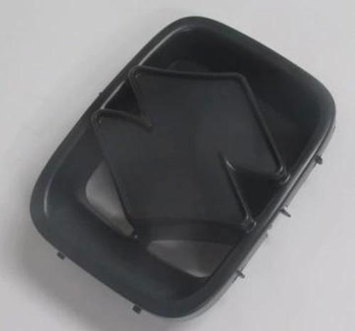 Suzukı Jımny- 06/12; Ön Panjur Orta (Arma Yuvalı) (Tyg) (Oem No: 72111-76J10-5Pk)