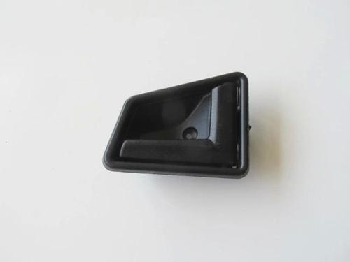 1988-1998 Suzuki Vitara Ön Kapı İç Açma Kolu Sağ Siyah 3-5Kapı (Euro Body) (Adet) (Oem No:8311056B01