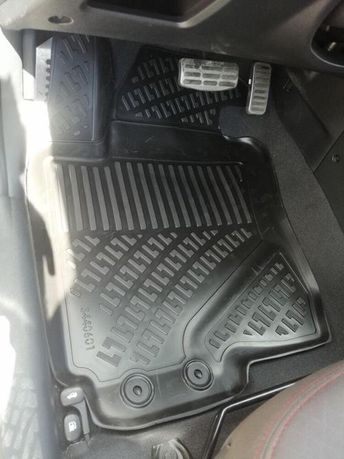 Kia Cerato 2009-2012 Havuzlu Paspas