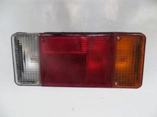 Iveco Daıly- 1990-1998  Stop Lambası Sağ Kırmızı/Beyaz (Soketi Orjinal Tip Değil) (Famella) (Oem No: