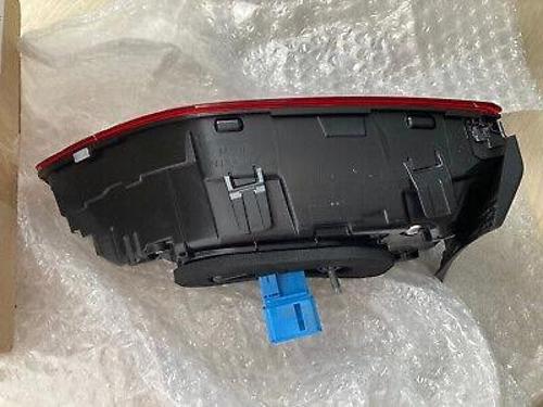 Stop Lambası Golf8 21Sonrası İç Sağ Led Hıghlıne (Oem No: 5H0945308A)