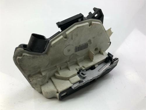 Kilit Kapı Tiguan / Passat Cc 08-18 Ön Sağ (Oem No: 5N0839016D)