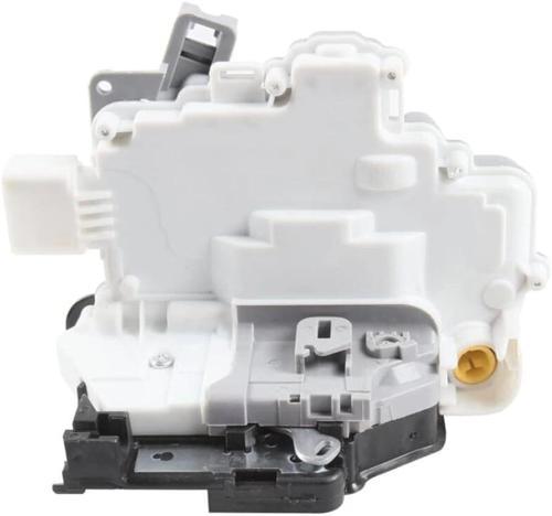 Kilit Kapı A4 08-09 / A5 08-09 / Q3 12-13 / Q7 07-09 / Touareg 11Sonrası Ön Sol (Oem No: 8J1837015A)