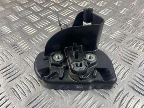 Sürgülü Kapı Döner Kilit Sağ Transporter T5None (Oem No: Vw-2K0843604)