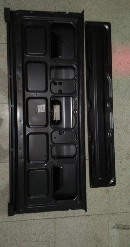 Kaput Bagaj Hılux Vigo 06- Reflektörlü None (Oem No: 1004Kpb2004004)