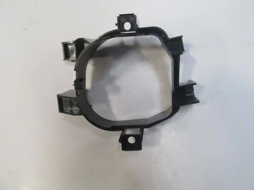Nıssan Pıck Up- Navara- 16/22; Sis Lamba Çerçeve Braketi Sağ Plastik (Casp) (Oem No: 296-2063A)