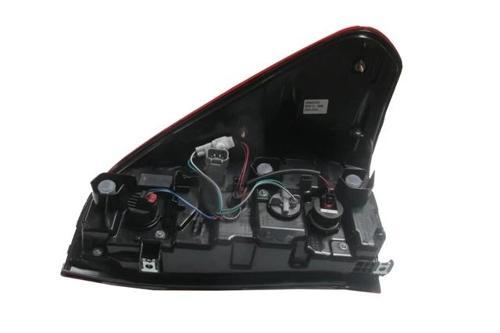Toyota Hılux- Pıck Up- 20/24; Stop Lambası Sol Ledli/Sisli (Duylu) (Casp) (E Marklı) (Oem No: 81560-