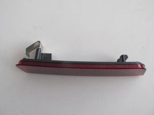 Dacıa Logan- Mcv- 14/20; Arka Tampon Reflektörü Sol Kırmızı (Oem No: 265654344R)