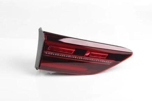 Vw Golf8 2020- Stop Lambası Sol Iç (Oem No:5H0945307)