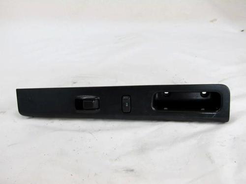 Düğme Cam Açma D Max 04-12 Arka R-L (Oem No: 8973961140)