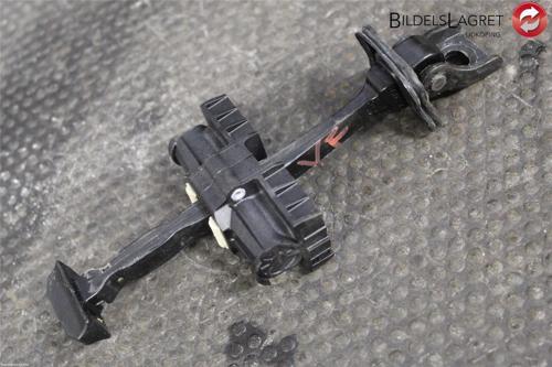 Volkswagen Polo- 7- 17/21; Ön Kapı Durdurucusu Sağ/Sol Aynı (Adet) (Kapı Gergisi) (Oem No: 2G4837249