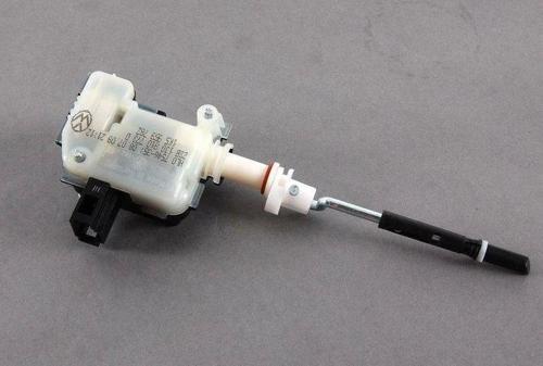 Merkezi Kilit Motoru Bora / Touareg 98-05 Depo Kapak (Oem No: 1J0810773D)