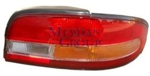 Nissan Bluebırd- U13- 1996-1999  Stop Lambası Sağ Kırmızı/Sarı/Beyaz (Tyc) (Oem No:B65540E100)