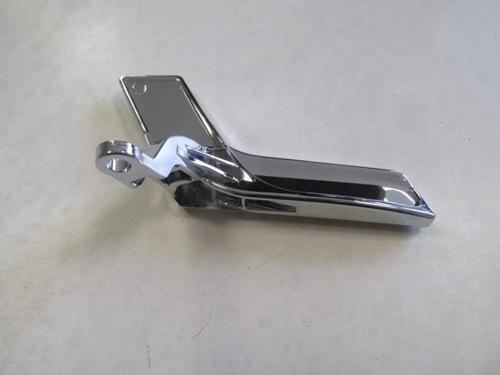 Mercedes C Class- W204- 07/11; Ön Kapı İç Açma Kolu Elceği (Kulbu) Sağ Nikelajlı (Oem No: 2047201763