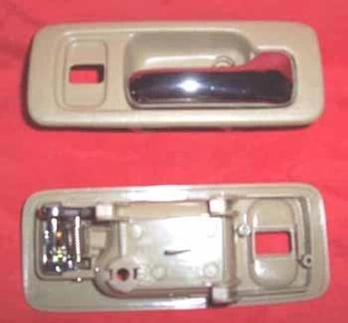 Honda Accord- 1990-1993  Ön Kapı İç Açma Kolu Sağ Bej (Elceği Nikelajlı) (Hushan) (Oem No:72125Sm400
