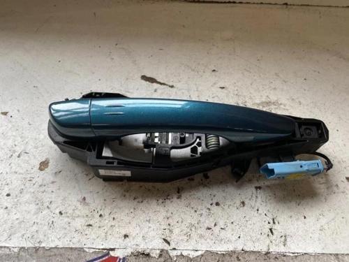 Sağ Ön Dış Kapı Kolu Kromsuz Ve Kablolu Psa 308 (T9) / 3008 / 508 B.M 2012- (Oem No: 981608341T)
