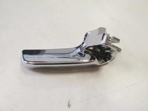 Seat Ibıza- 09/12; Ön Kapı İç Açma Kolu Elceği (Kulbu) Sağ Nikelajlı (Oem No: 6J0837113A)