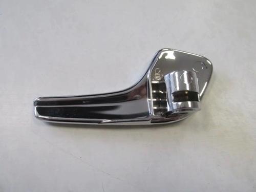 Opel Corsa- D- 2007-2014  Ön Kapı İç Açma Kolu Elceği Sol Nikelajlı (Oem No:136044)