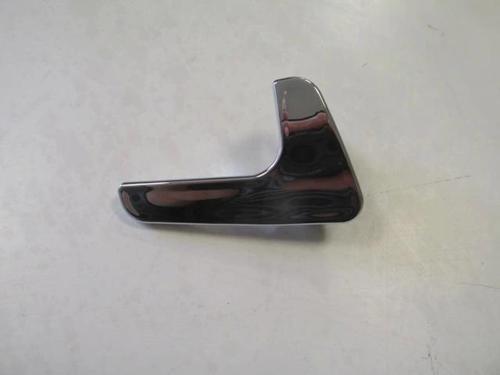 Seat Ibıza- 00/01; Arka Kapı İç Açma Kolu Elceği (Kulbu) Sağ Nikelajlı (Oem No: 6K0837114)