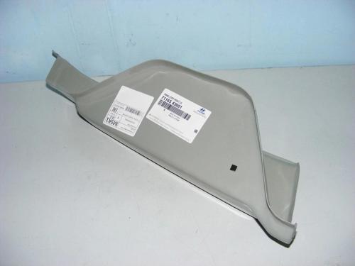 Basamak Sacı H100 / Kmy Sol / L300 (Oem No: 71165-43001)