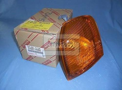 Japon Starlet (P9) 43891 1996-1999 Sinyal Lambası Sol (Oem No:8152010260)