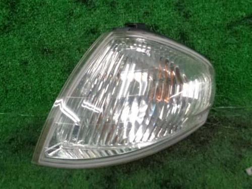 Japon Famılıa/Practıca Benzin/Dizel 1999-2002 Sinyal Lambası Sol H4/W5W (Duy+Ampul) (Oem No:B25D5107