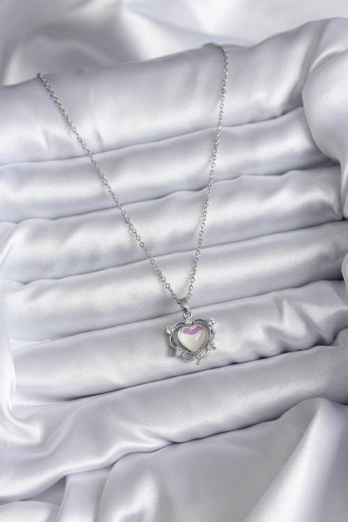 Zarif Kadın için Silver Çelik Zincir Kalp Kolye