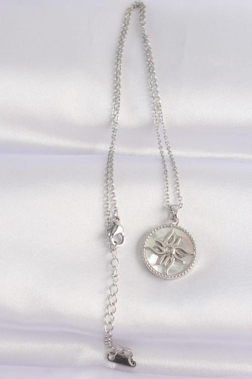 Zarif Kadın için Silver Çelik Zincir Oval Stil Güneş Kolye