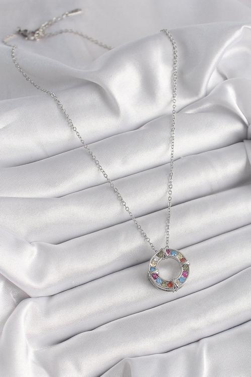 Zarif Kadın için Silver Çelik Zincir Renkli Zirkonlu Xoxo Kolye