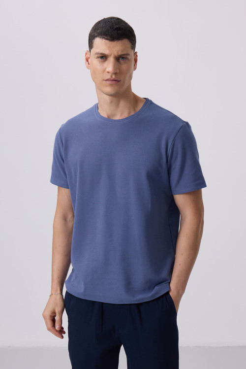 Koyu Mavi Yüzeyi Dokulu Rahat Form Basic Erkek T-Shirt - 88436