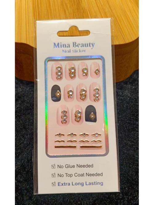 Lüks  Figürlü  Nail Sticker