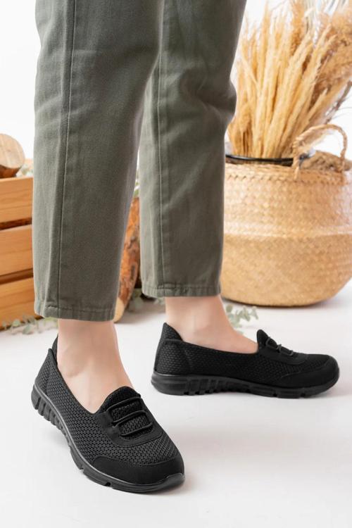 Kadın Günlük Babet Bağcık Detaylı Fileli Anne Ayakkabısı 1021-111-0006 Siyah-40