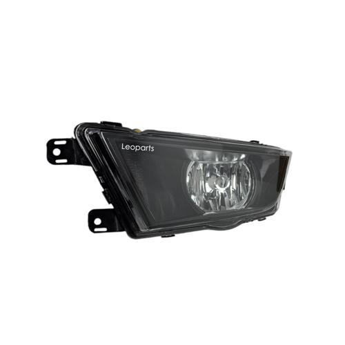 Skoda Octavia Sis Lambası Sol (İçi Siyah) 2013-2016 5E0941701D
