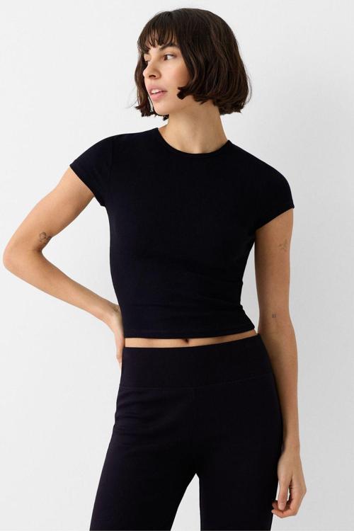 Siyah Bisiklet Yaka Basic Ultra Soft %100 Pamuk Kısa Kol Body