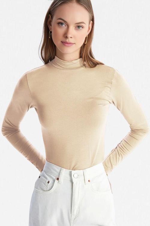 Kadın Bej Dik Yaka Ultra Soft Body Bluz