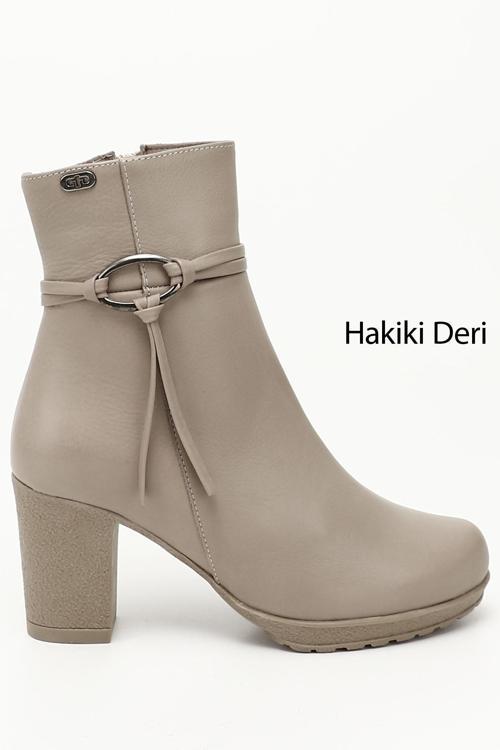Kadın Bej Fermuarlı Kalın Topuklu Hakiki Deri Bot
