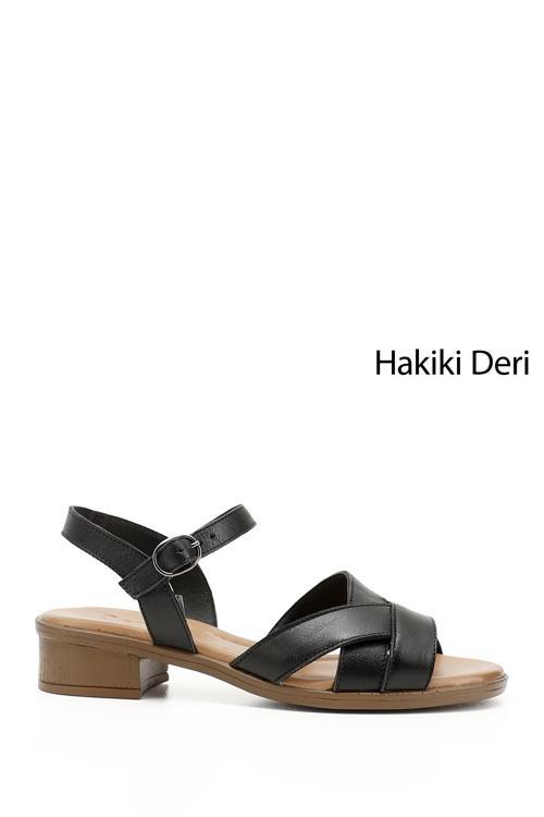 Kadın Siyah Kısa Kalın Topuklu Hakiki Deri Sandalet