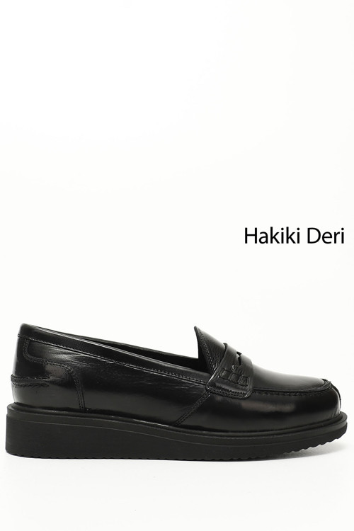 Kadın Siyah Rugan Dolgu Taban Hakiki Deri Loafer Ayakkabı