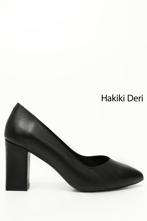 Kadın Siyah Sivri Burun Yüksek Kalın Topuklu Hakiki Deri Ayakkabı