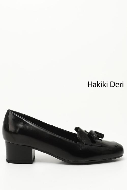 Kadın Siyah Rugan Küt Burun Kısa Kalın Topuklu Hakiki Deri Ayakkabı