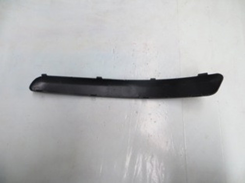 Volkswagen Polo 5 05/09 Ön Tampon Bandı Sağ Si̇yah Pütürlü Ti̇p (Tek Farlı Ti̇p) (Tyg)