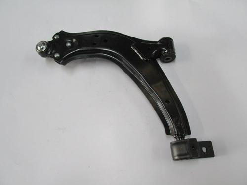 Peugeot 306 Sd/hb 00/01 Ön Alt Tabla Sağ Roti̇lli̇/burçlu (Salıncak) (18mm Hi̇droli̇k) (Sh) 