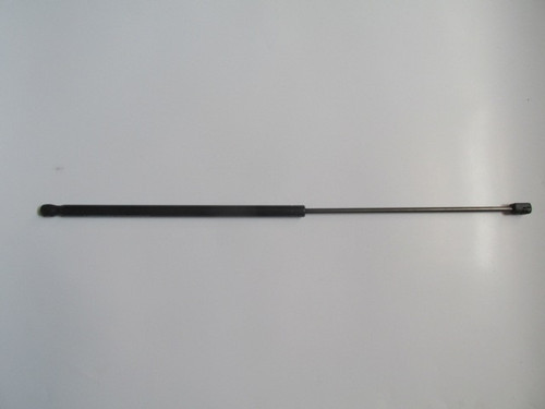 Audi A3 04/05 Kaput Amorti̇sörü (73cm)