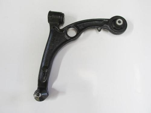 Fiat Stilo 03/06 Ön Alt Tabla Sol Roti̇lli̇/burçlu (Salıncak) (12,5mm) (Sh)